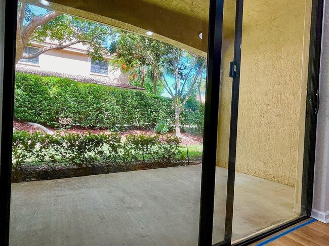 Building Photo - 3959 Orange Tree Ln