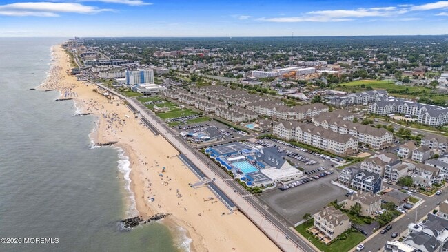 Building Photo - 33 Cooper Ave