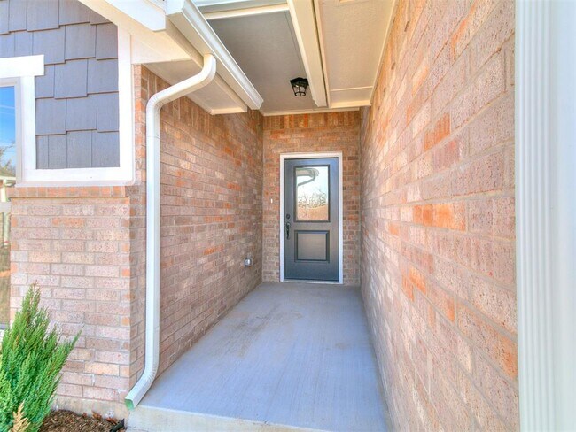 Building Photo - 12200 Rockbed Dr