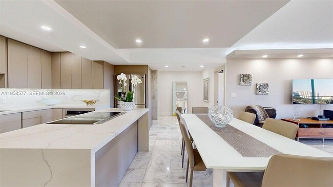 Building Photo - 600 Three Islands Boulevard