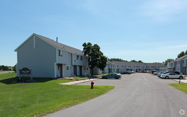 Primary Photo - Abbey Field Townhomes