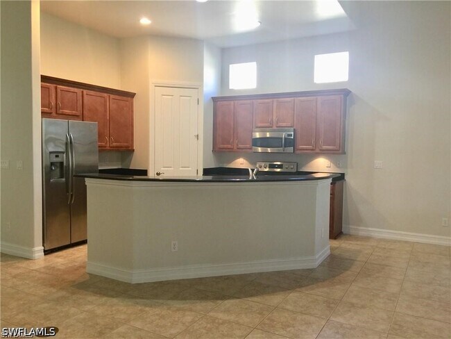 Building Photo - 6473 Caldecott Dr