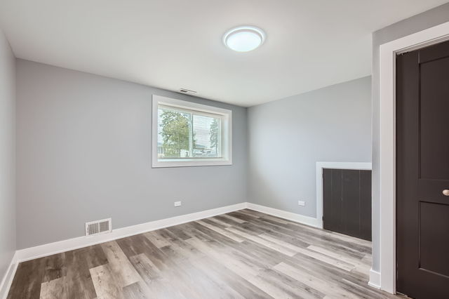 Building Photo - 10403 Barnard Dr