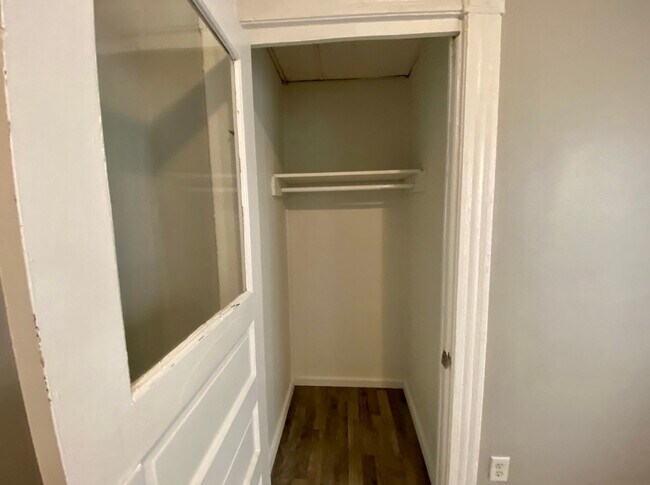 Building Photo - 800 Clancy Ave NE