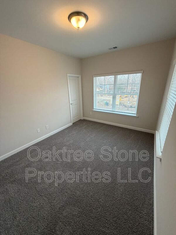 Building Photo - 1973 Hollywood Rd