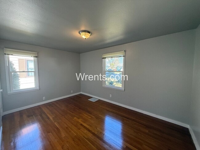 Building Photo - Charming 3 Bed / 1 Bath Home – North Spokane