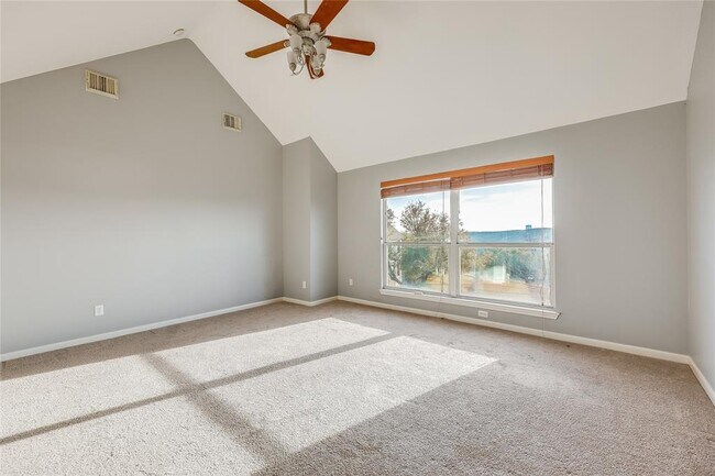 Building Photo - 9200 Hurley Cove