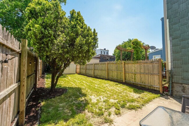 Building Photo - 214 Olean Ave