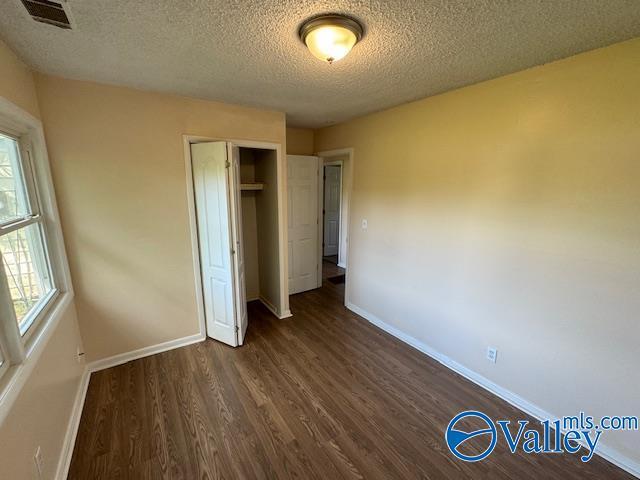 Building Photo - 3610 Oleander Rd SW