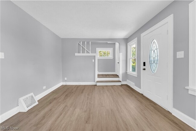 Building Photo - 19409 Raymond St