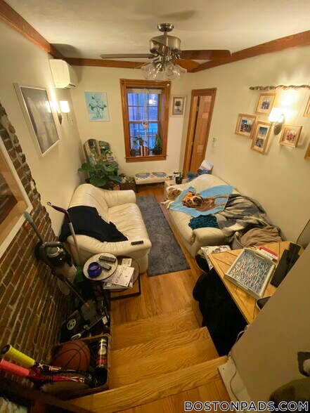 Building Photo - 61 Anderson St