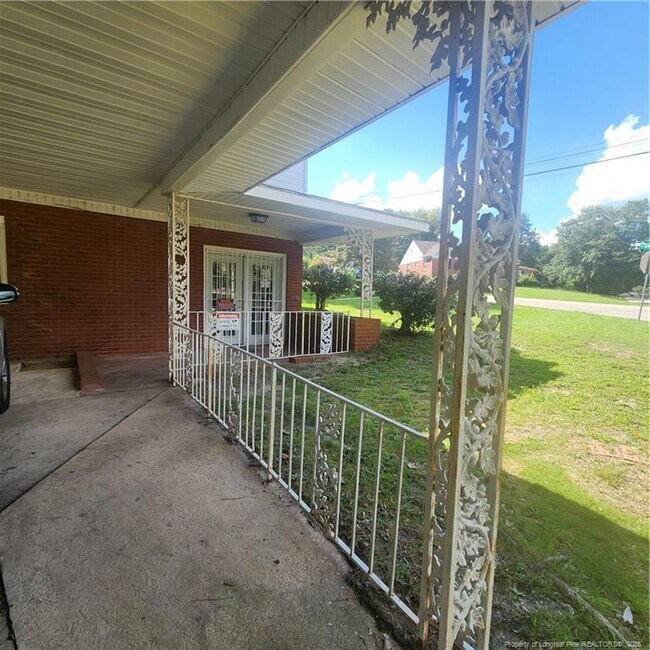 Building Photo - 501 Spaulding St