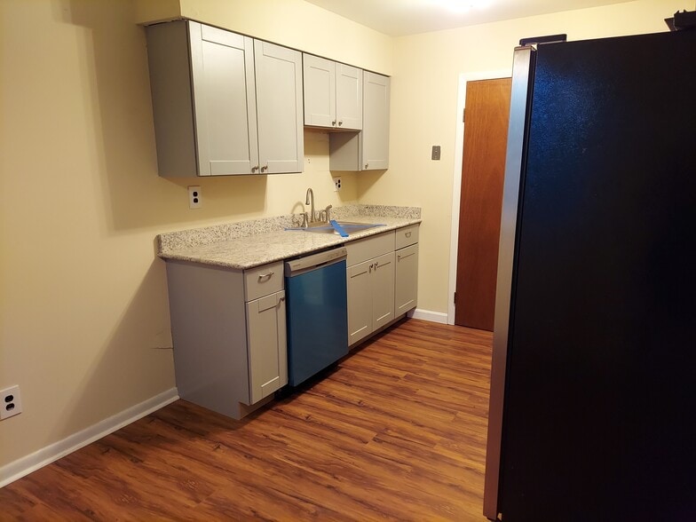 Kitchen - 1123 Bethlehem Pike