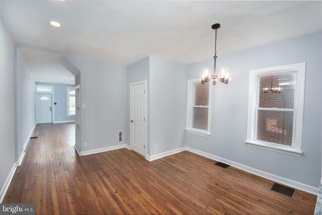 Building Photo - 272 Haddon Ave