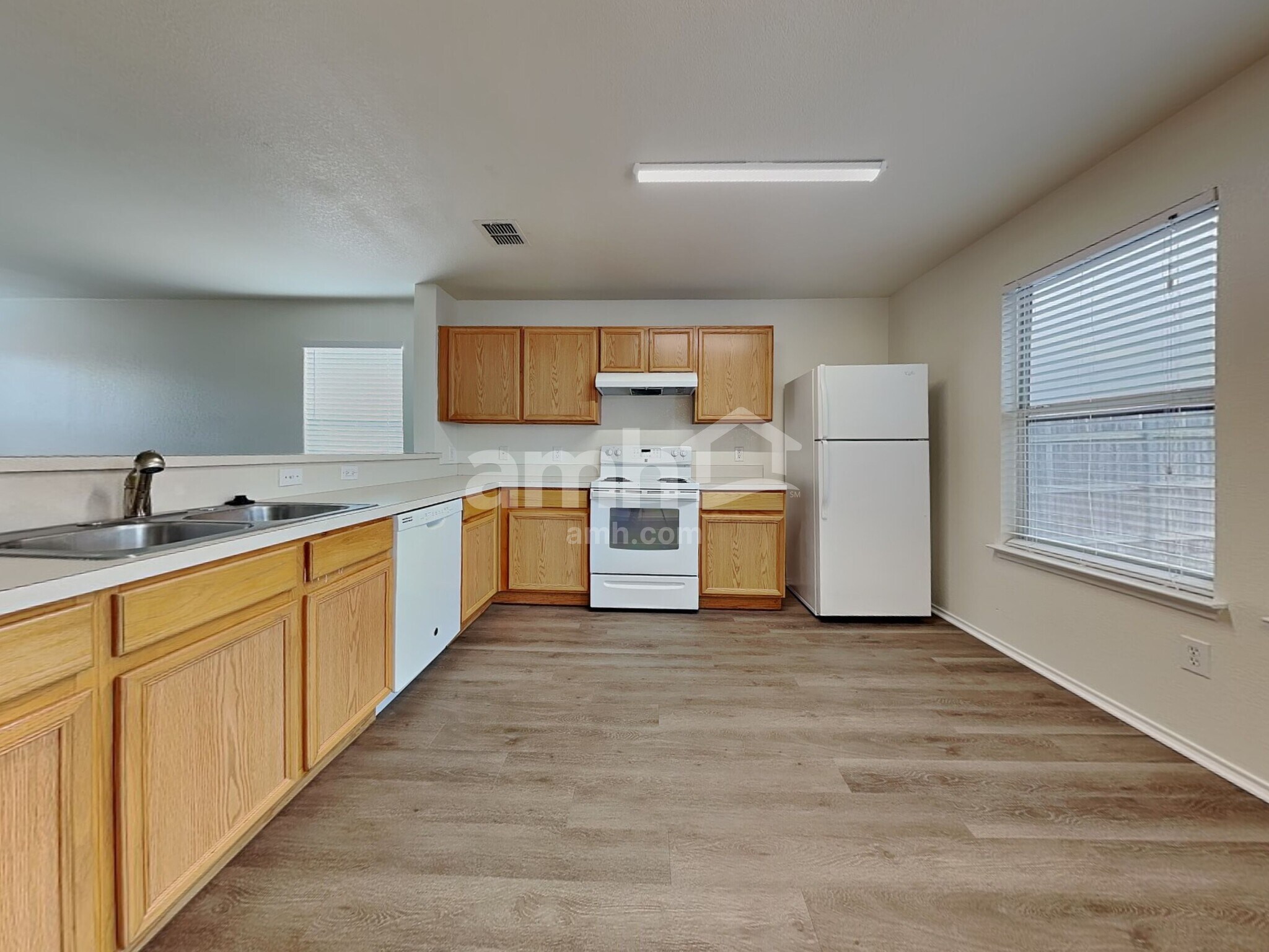 Building Photo - 1520 Wind Star Way