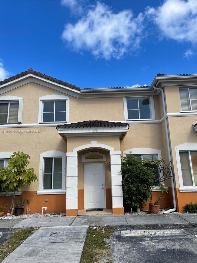 Primary Photo - 7317 NW 174th Terrace