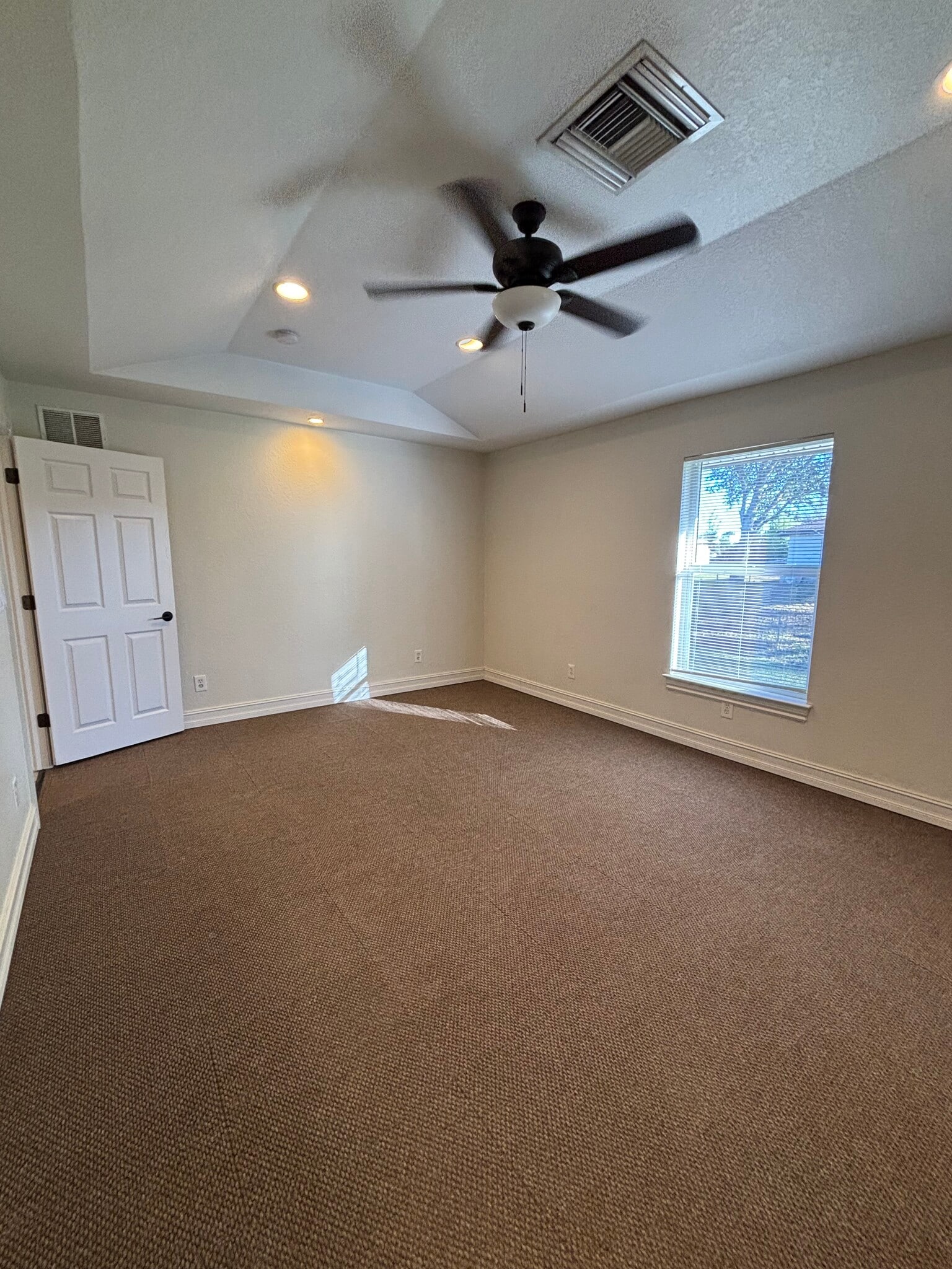 Building Photo - 3013 14th St SW