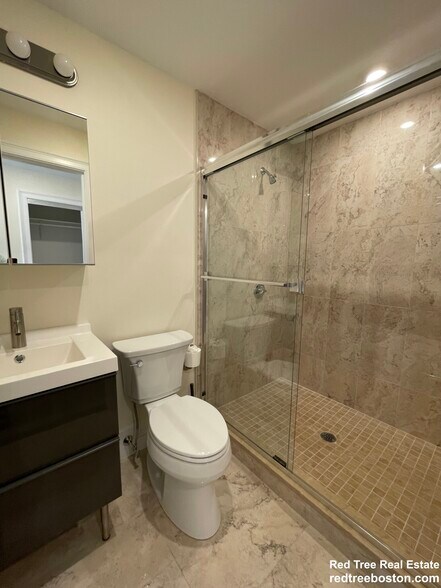 Building Photo - 1028a Commonwealth Ave