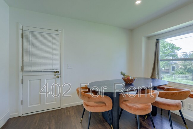 Building Photo - 3322 S 78th St