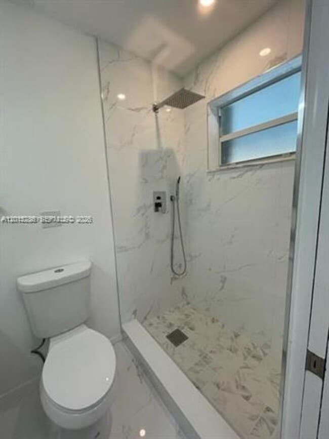 Building Photo - 7425 SW 118th St