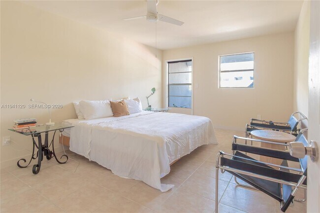 Building Photo - 1615 West Ave