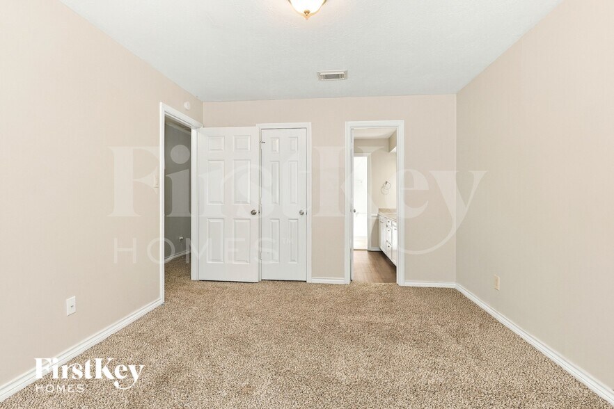 Building Photo - 12710 Ivyforest Dr