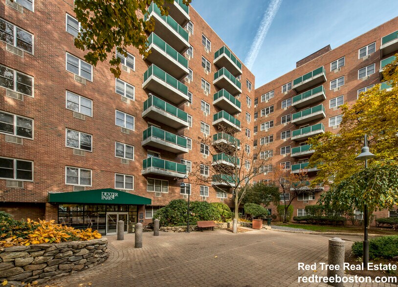 Building Photo - 206 Freeman St