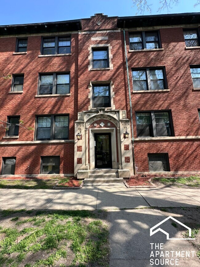 Building Photo - 1031 Dempster St
