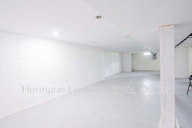 Building Photo - 14479 Conway Rd