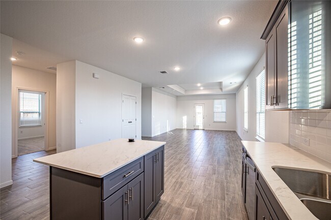 Building Photo - 5135 Persimmon Peak Pl
