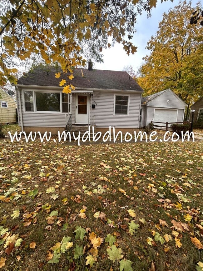 Primary Photo - 5316 Plaza Dr