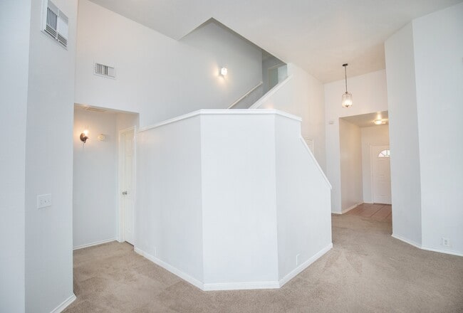 Building Photo - 10447 Sugar Sands Ct