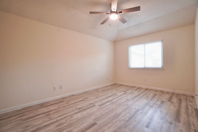 Building Photo - 13102 Staton Dr