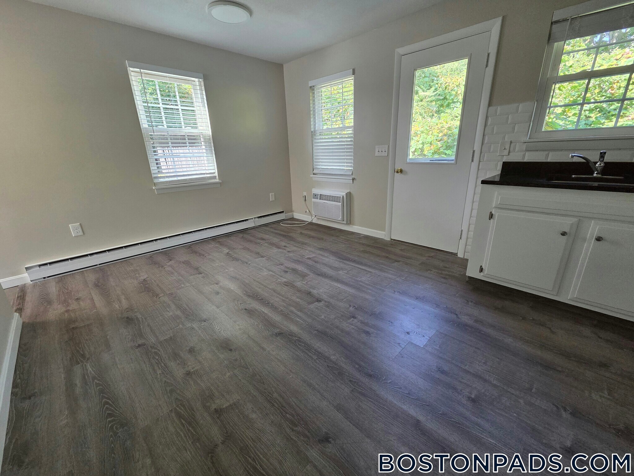 Building Photo - 221 West St