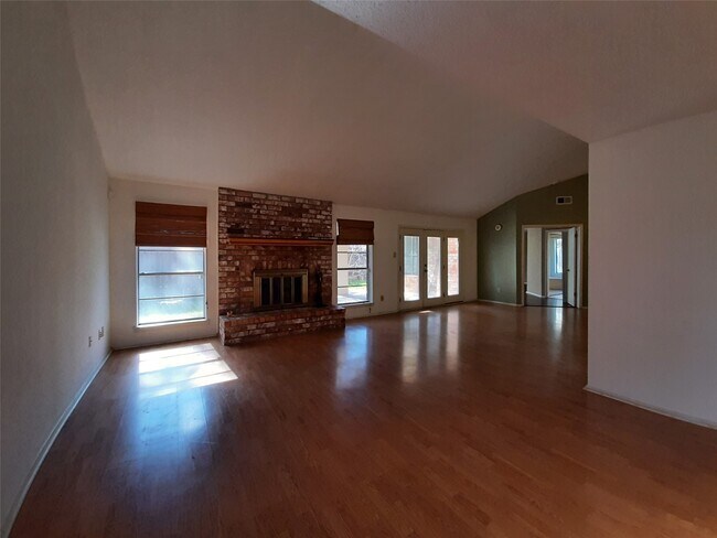 Building Photo - 25531 Chapel Ridge Ln