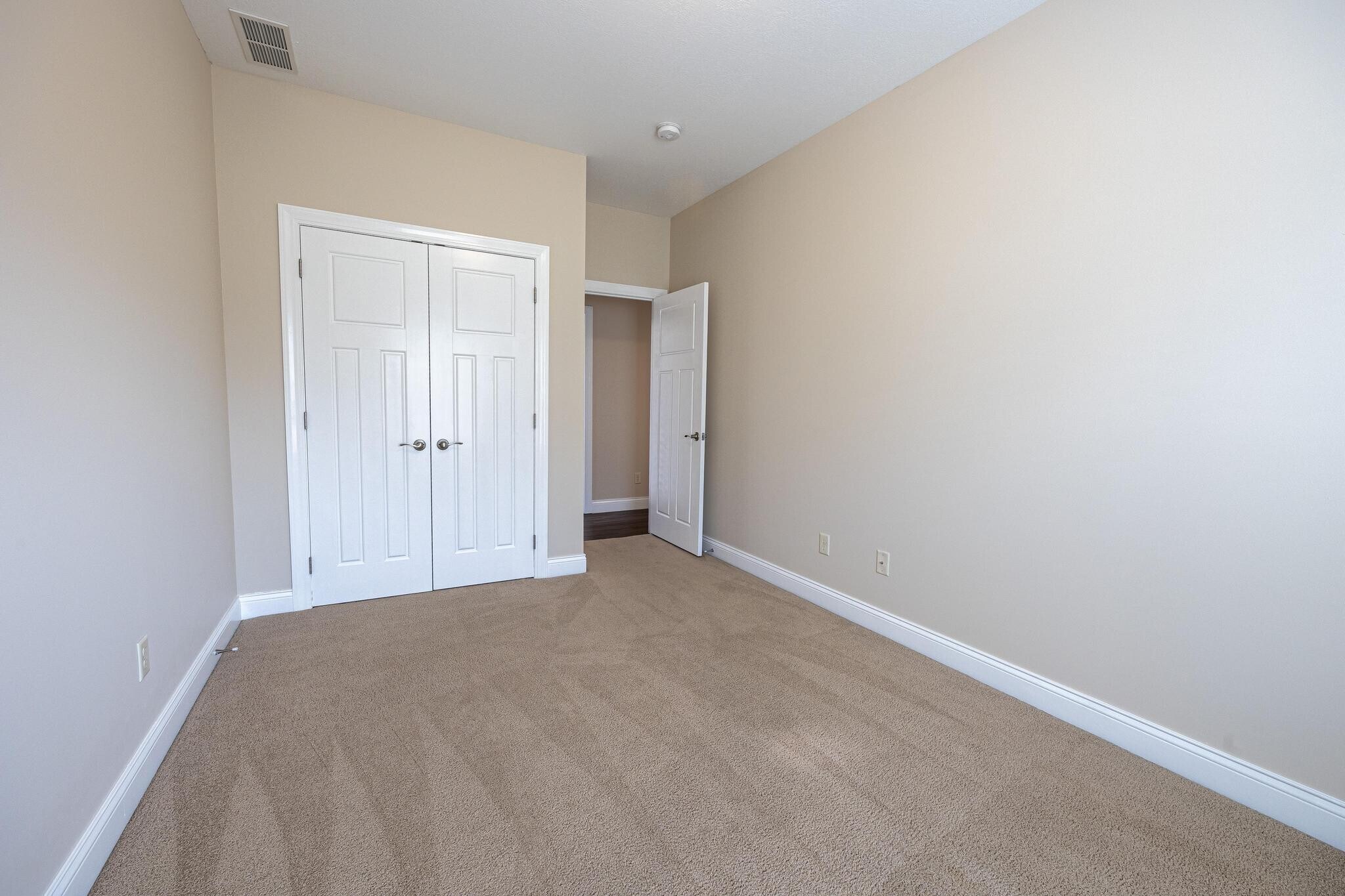 Building Photo - 4463 Downey St