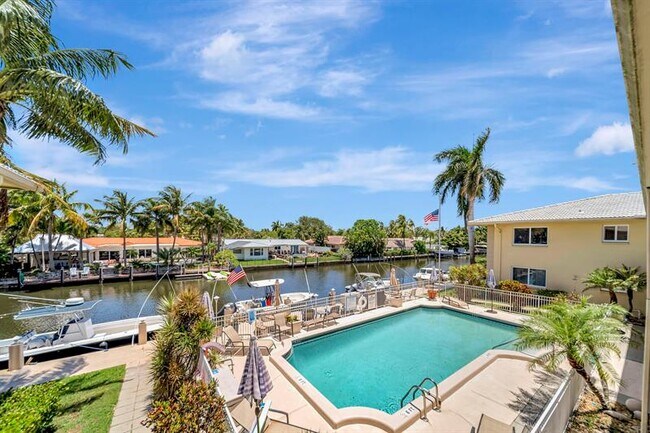 Building Photo - 2811 NE 51st St