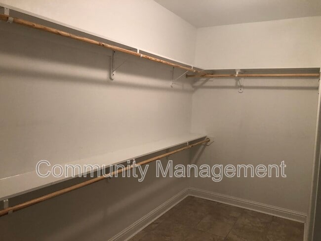 Building Photo - 6266 Tiger Trace Ave