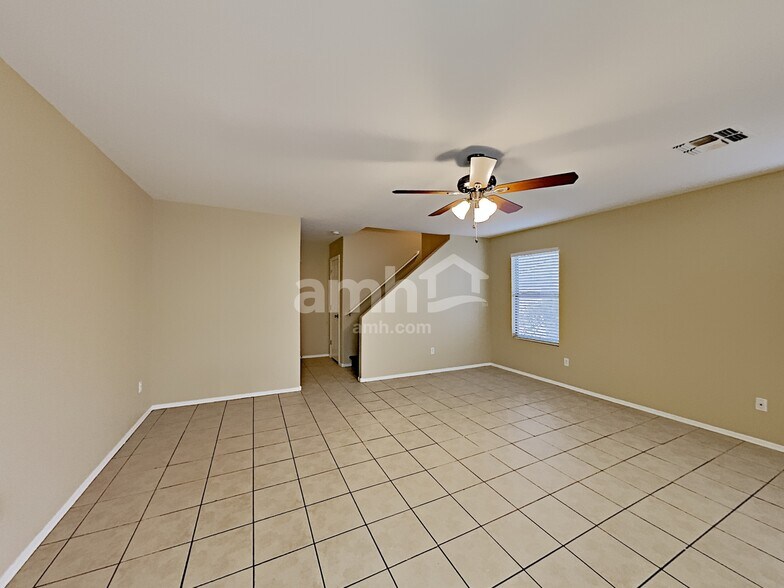 Building Photo - 6133 S Wilson Dr