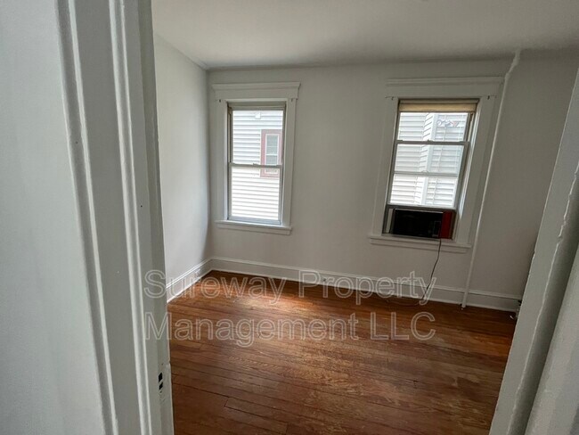 Building Photo - 112 N 4th Ave