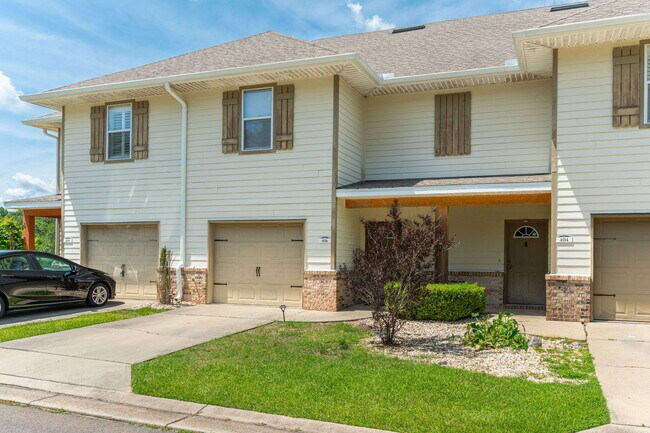 Building Photo - 406 Arbor Lake Dr