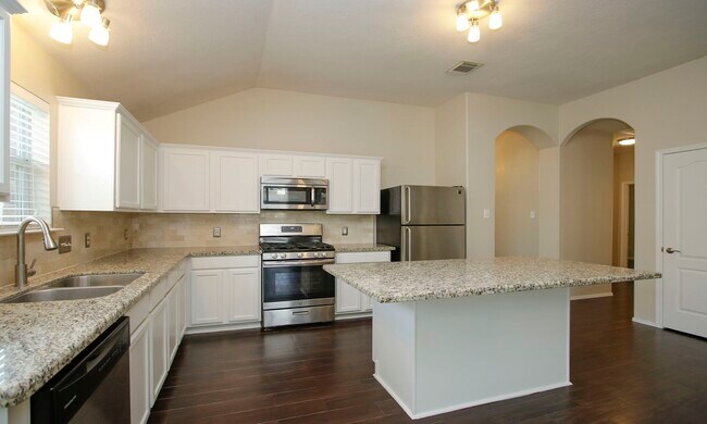 Building Photo - 8730 Cedar Walk Dr
