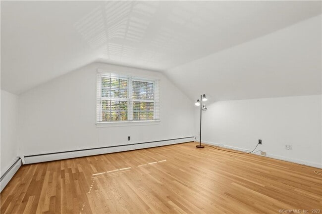 Building Photo - 202 S Bald Hill Rd
