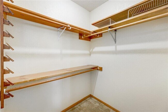 Building Photo - 207 Rancho Bueno Dr