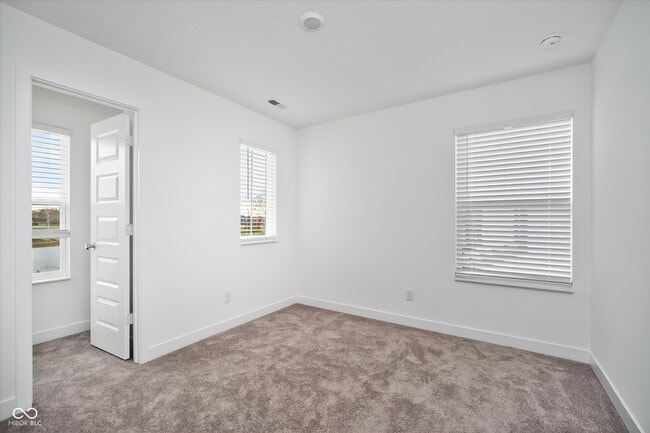 Building Photo - 15254 Swallow Fls Wy