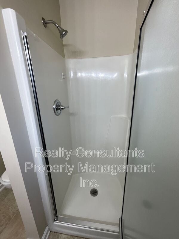 Building Photo - 600 Summerwalk Rd