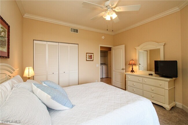 Building Photo - 7024 Pelican Bay Blvd
