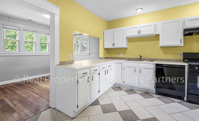 Building Photo - Baraga Duplex