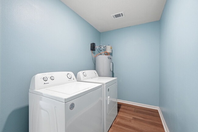 Building Photo - New community! Three bedrooms, two bathrooms and ready for you to move into!
