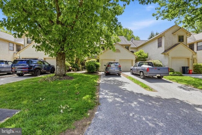 Building Photo - 158 Mansion House Dr